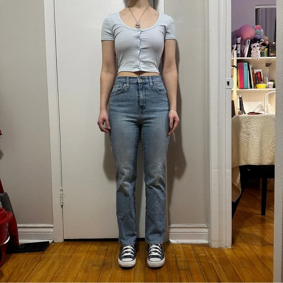 Levi’s (26Wx29L) High Waisted Crop Flare  Blue Women's Jeans - Picture 4 of 16